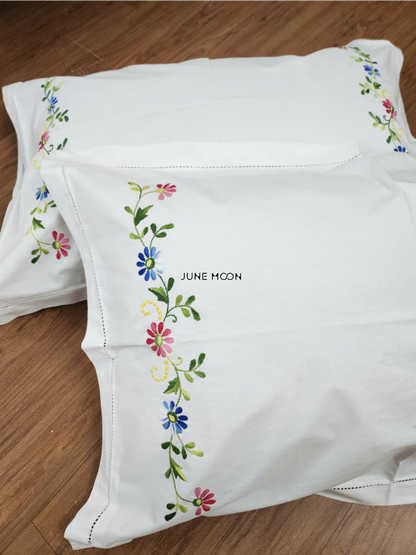 Bella - Set Of 2 Embroidered Pillow Cases