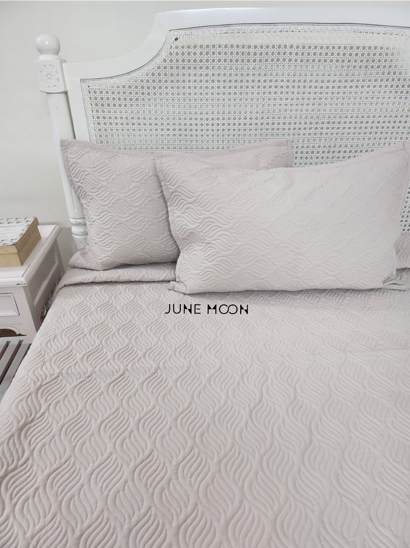 Jahaan - Quilted Bedcover Set