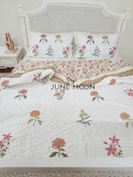 Load image into Gallery viewer, Candied Sun - Block Printed Muslin Quilt
