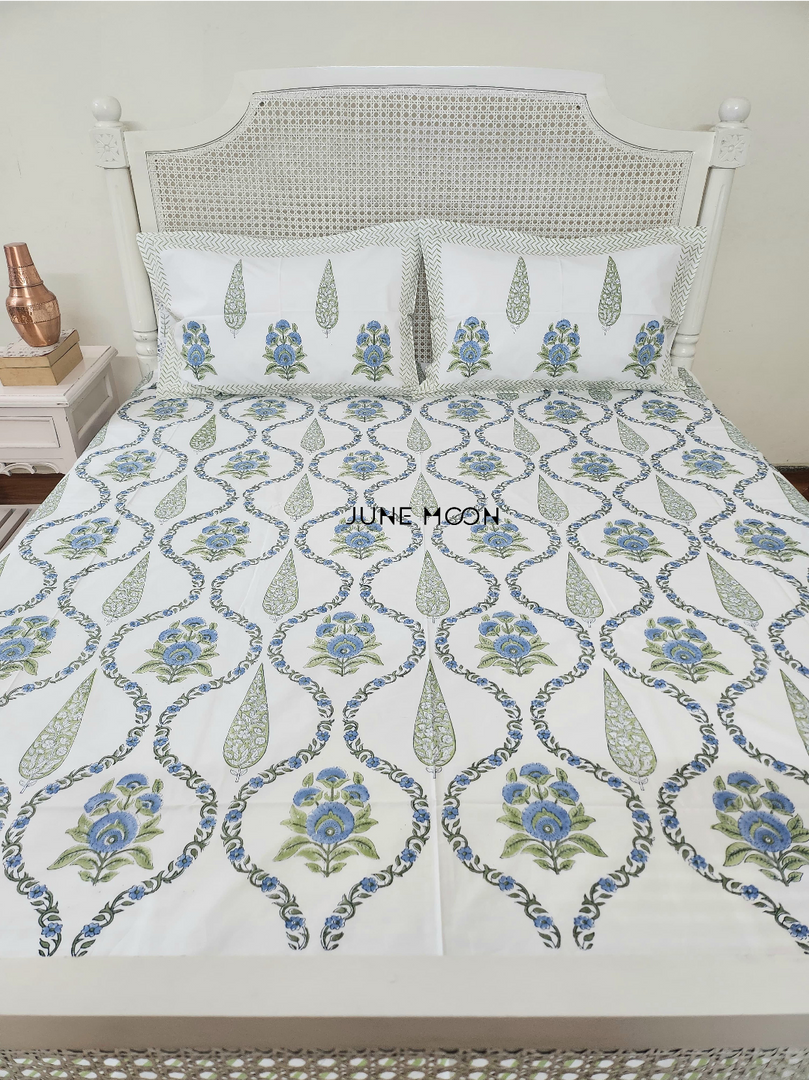 Cool Cascades - Set of Quilt & Bedsheet