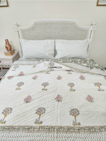 Load image into Gallery viewer, Elle &amp; Rose - Block Printed Muslin Quilt
