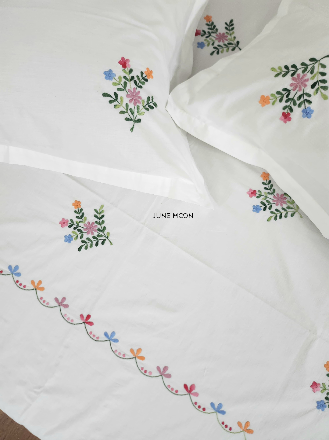 Katherine - Embroidered Bedsheet Set