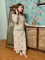 Load image into Gallery viewer, Zoya - Set of Kurta and Pants
