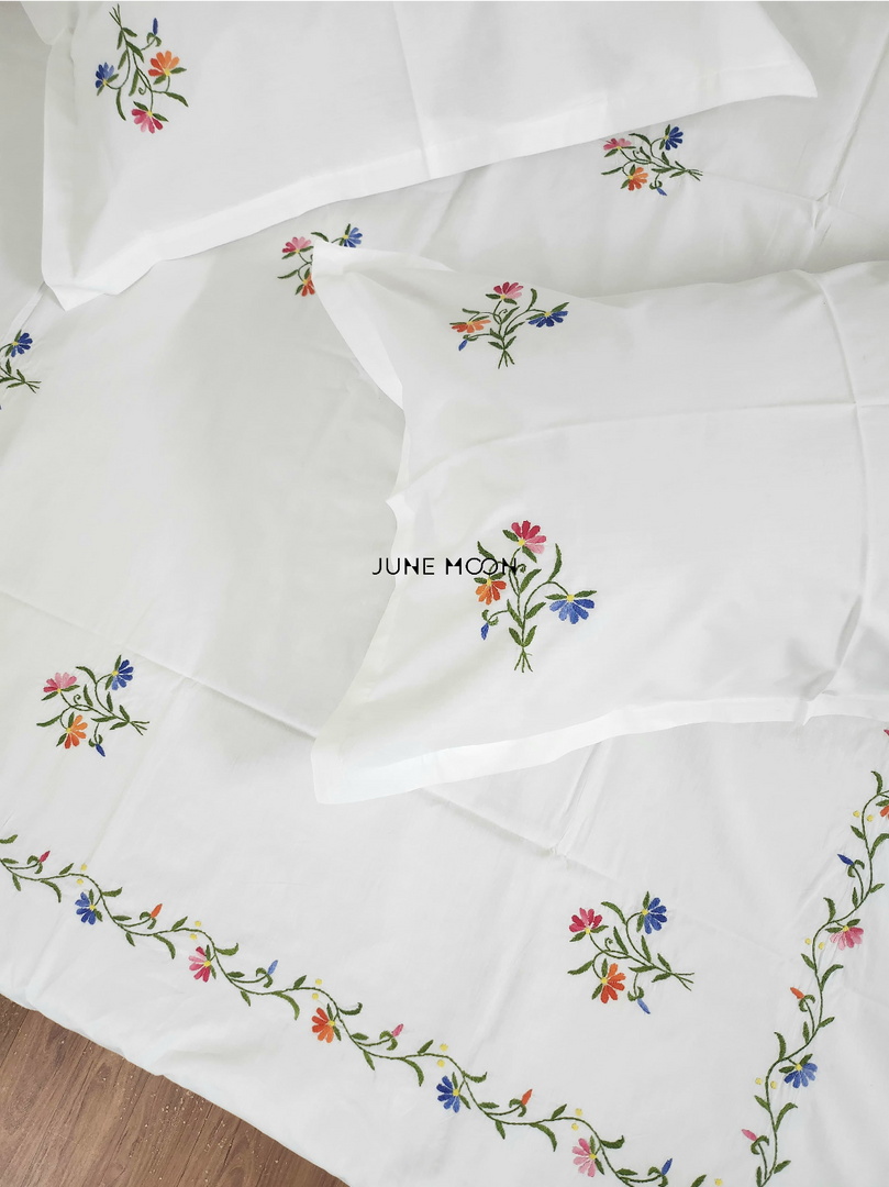 Cece - Embroidered Bedsheet Set