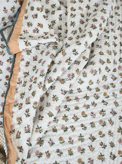Barfi - Set of Quilt &amp; Bedsheet
