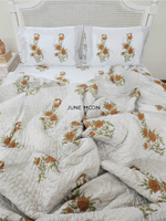 Load image into Gallery viewer, Warm Roses - Block Printed Muslin Quilt
