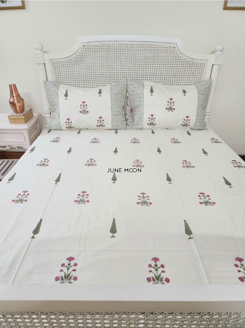 Afsaana - Block Printed Bedsheet Set (Cream Base)