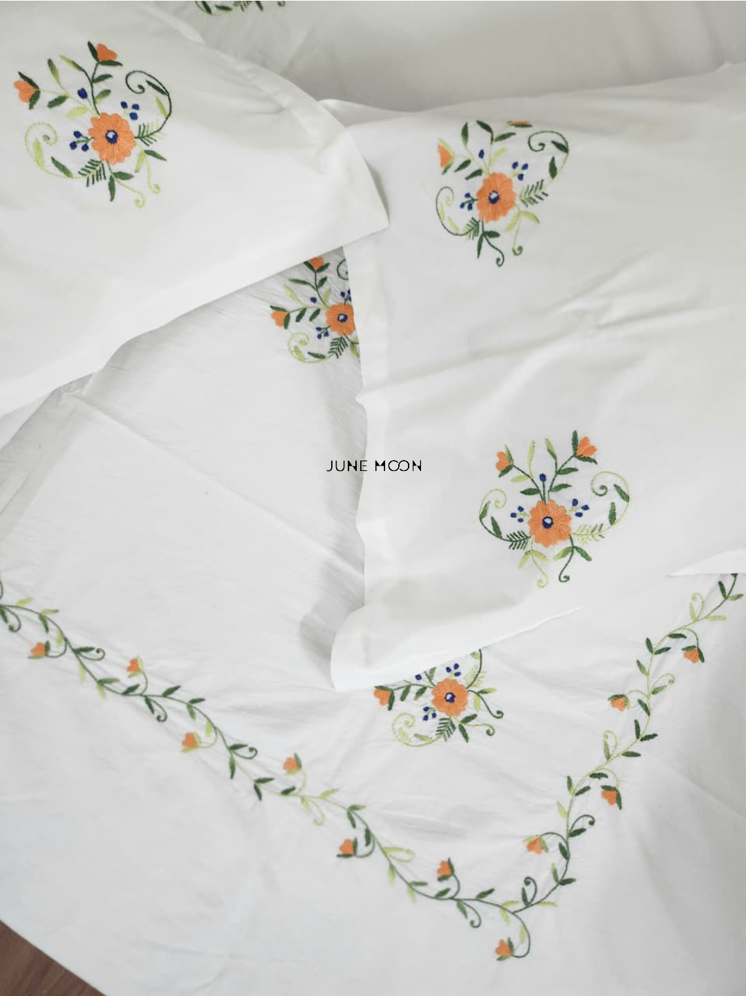 Ginger - Embroidered Bedsheet Set