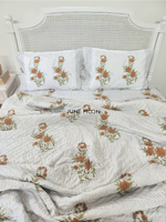Load image into Gallery viewer, Warm Roses - Set of Quilt &amp; Bedsheet
