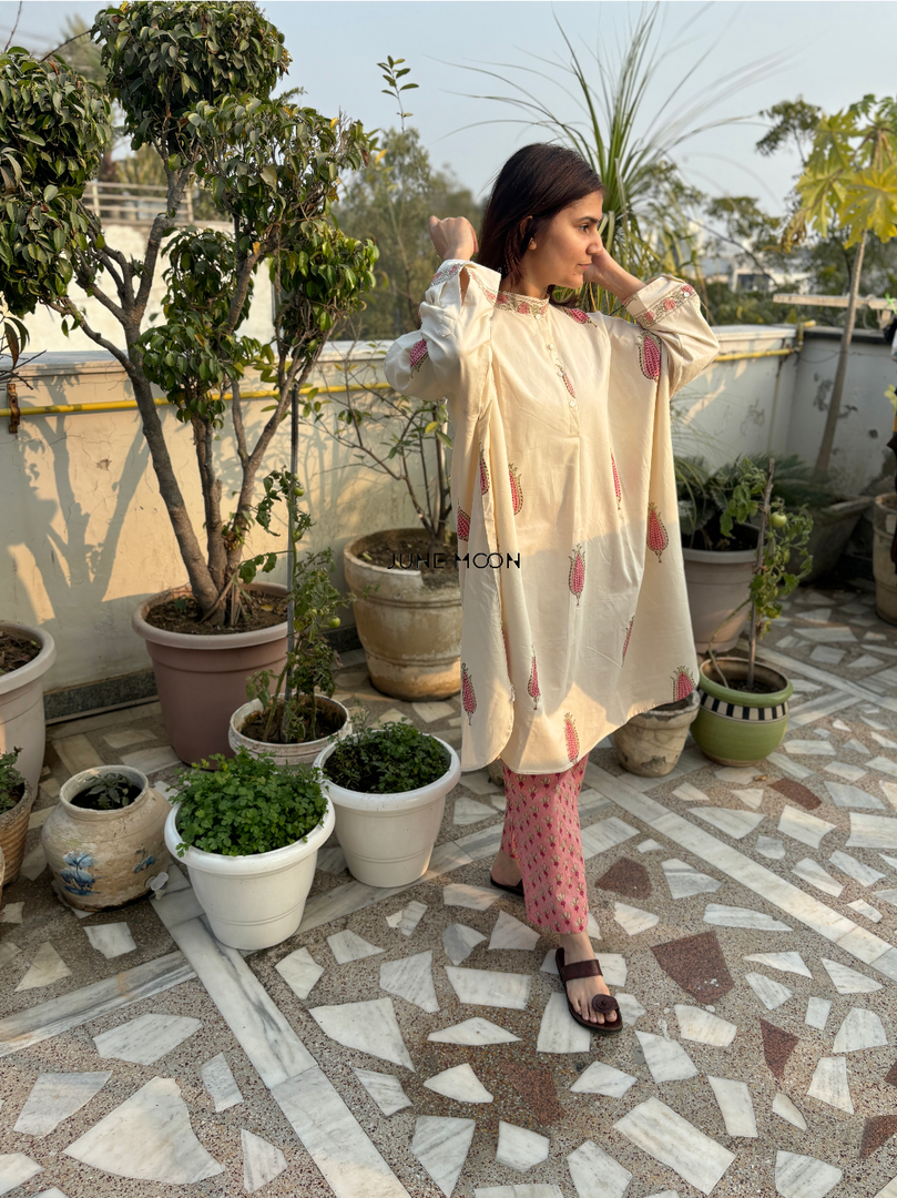 Heart Of Gold - Boxy Fit High Low Lined Kurta Set (Kurta & Pants)