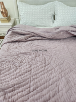 Load image into Gallery viewer, Paradise - Solid Cotton Quilt
