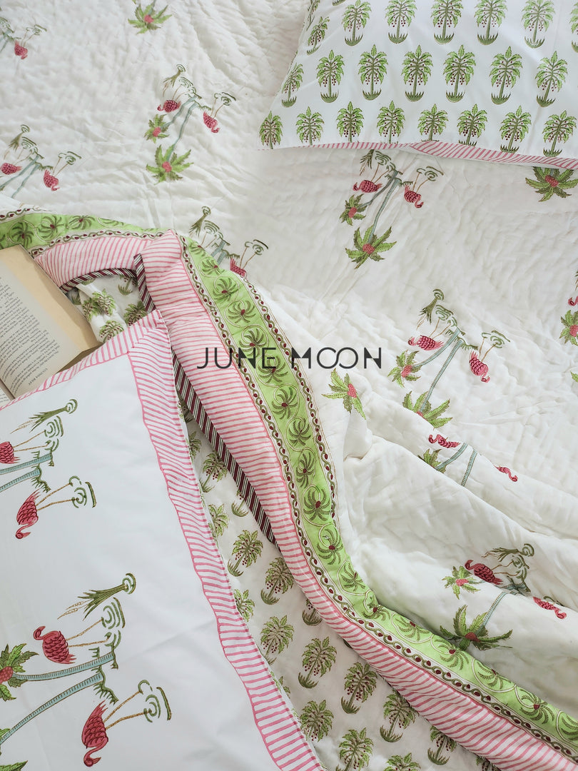 Calm Summer - Set of Quilt & Bedsheet