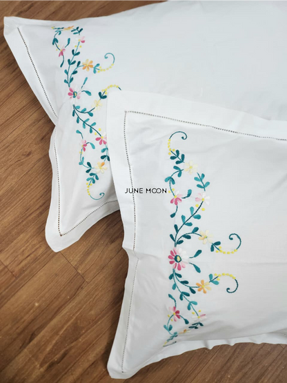 Bella - Set Of 2 Embroidered Pillow Cases