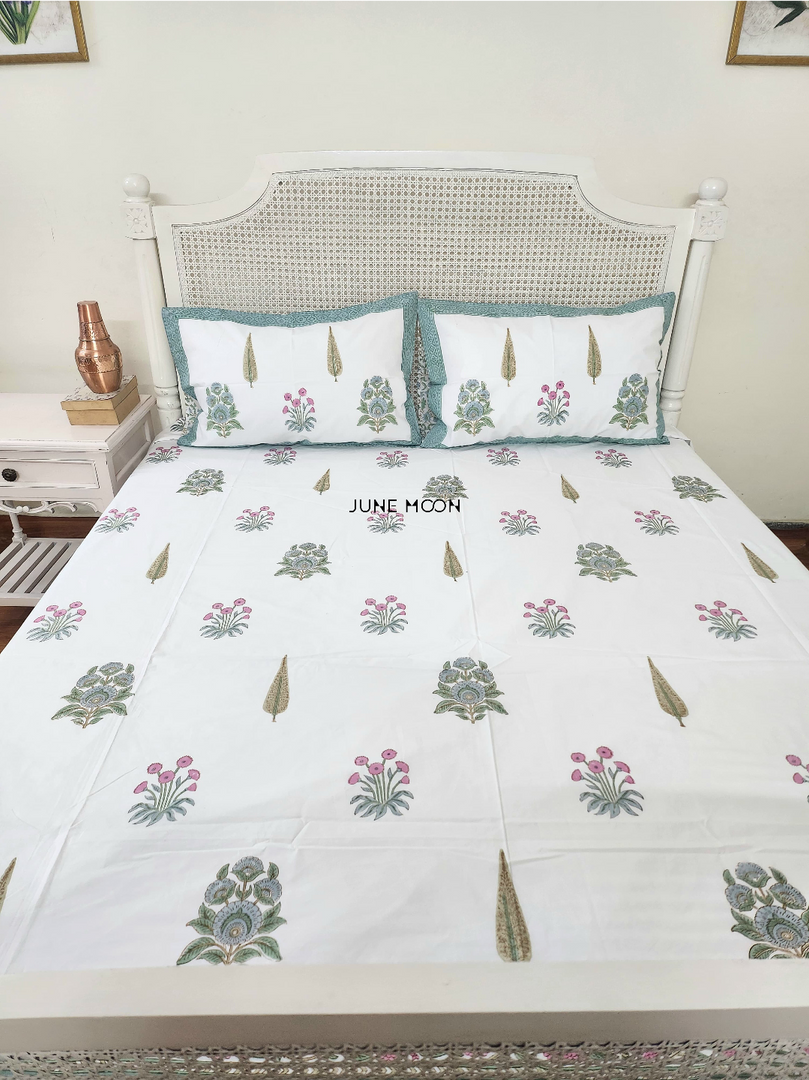 Pretty Woman - Block Printed Bedsheet Set
