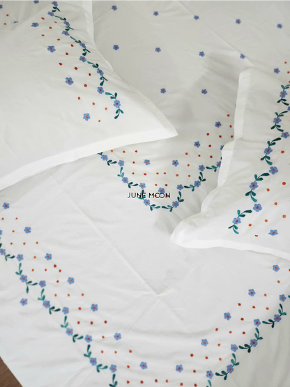 Freda - Embroidered Bedsheet Set