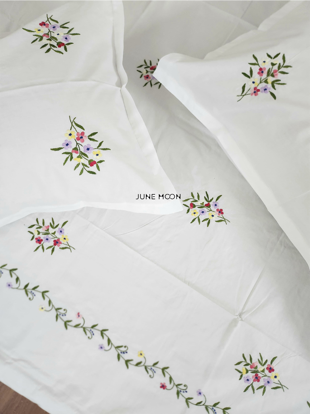 Athena - Embroidered Bedsheet Set