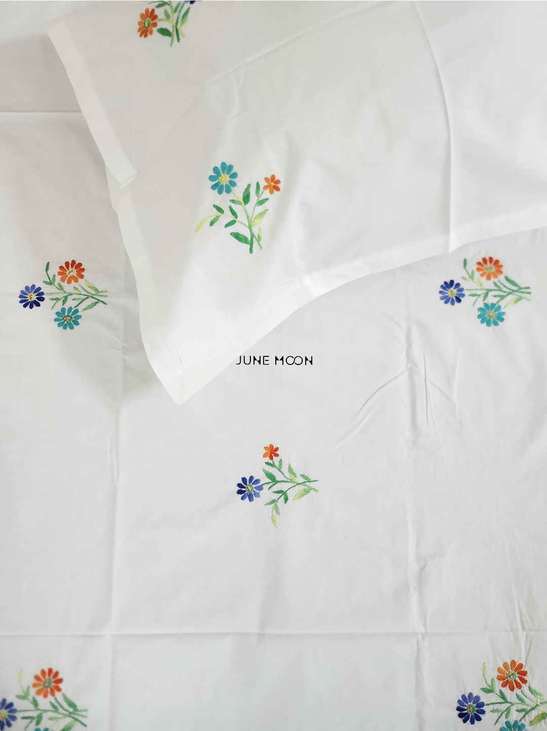 Orabella - Embroidered Bedsheet Set