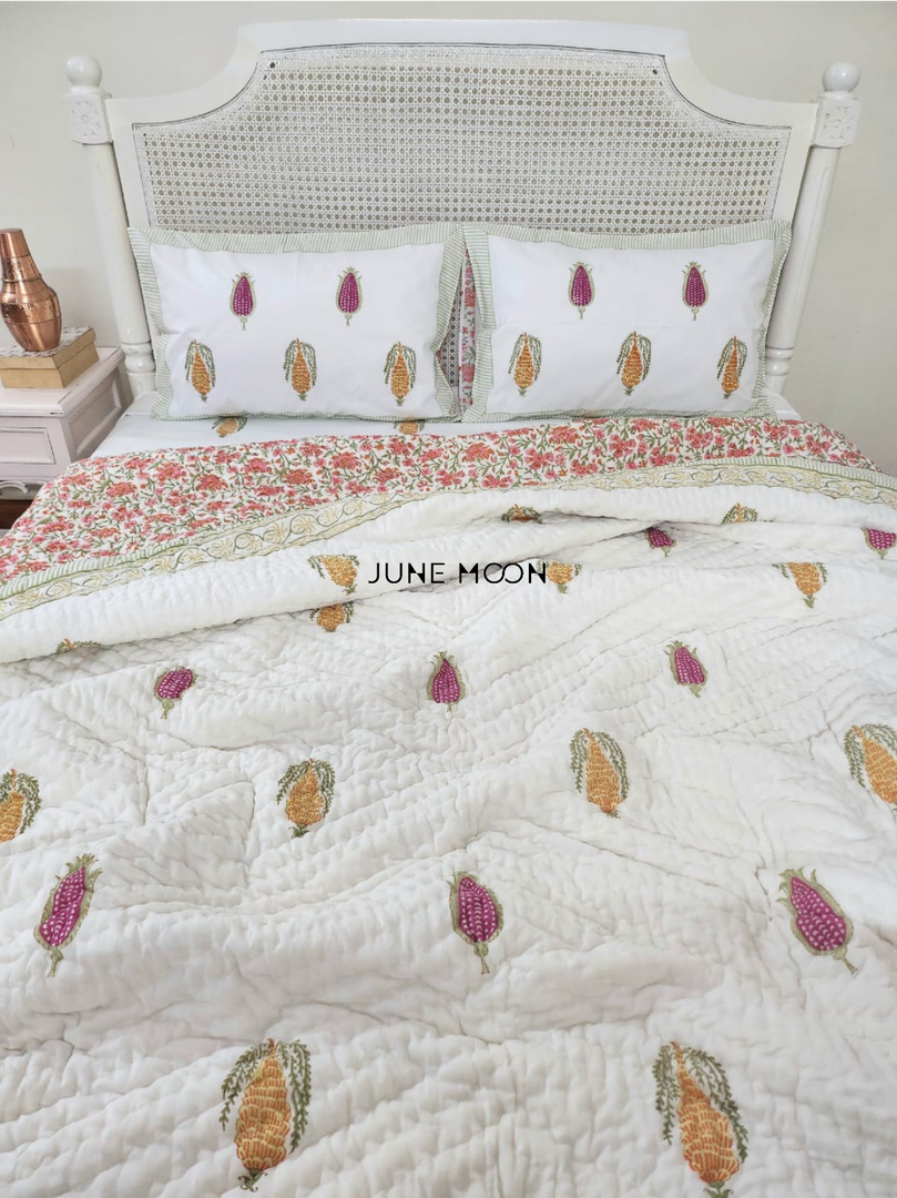 Golden Oak - Set of Quilt & Bedsheet