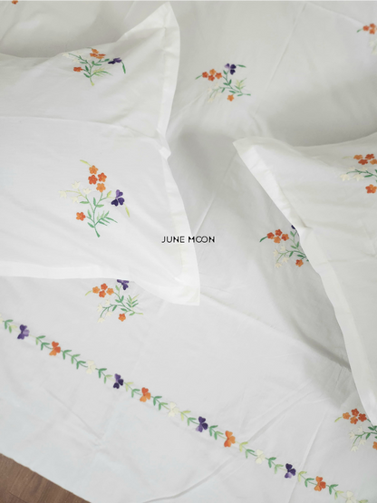 Amelia - Embroidered Bedsheet Set