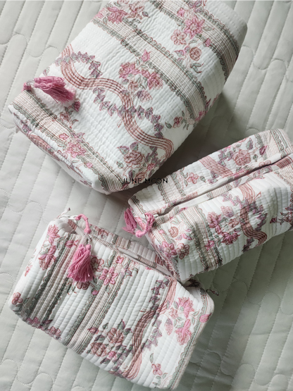 Naveli - Set of 3 Cosmetic Bags