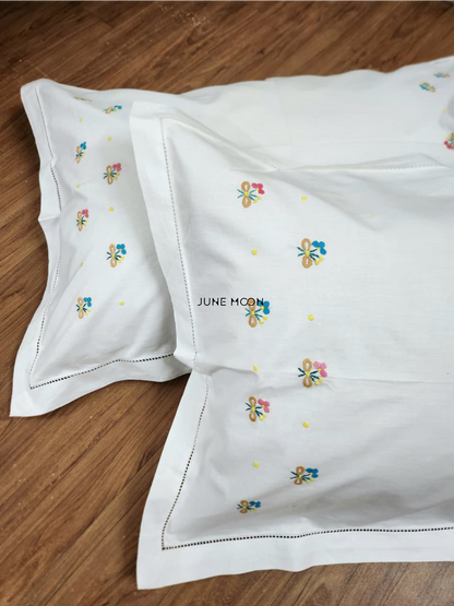 Bella - Set Of 2 Embroidered Pillow Cases