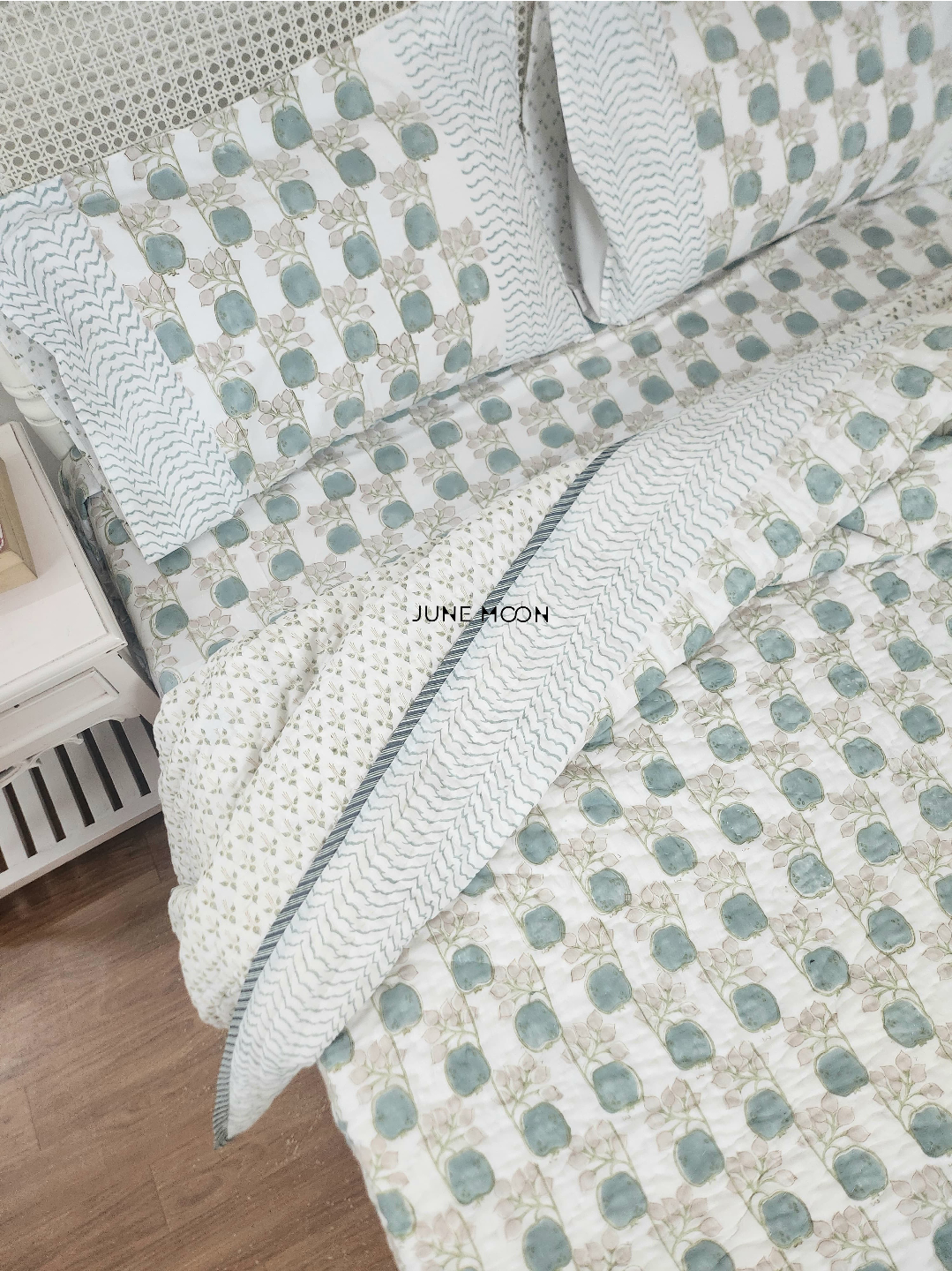 Zehnaseeb - Block Printed Muslin Quilt