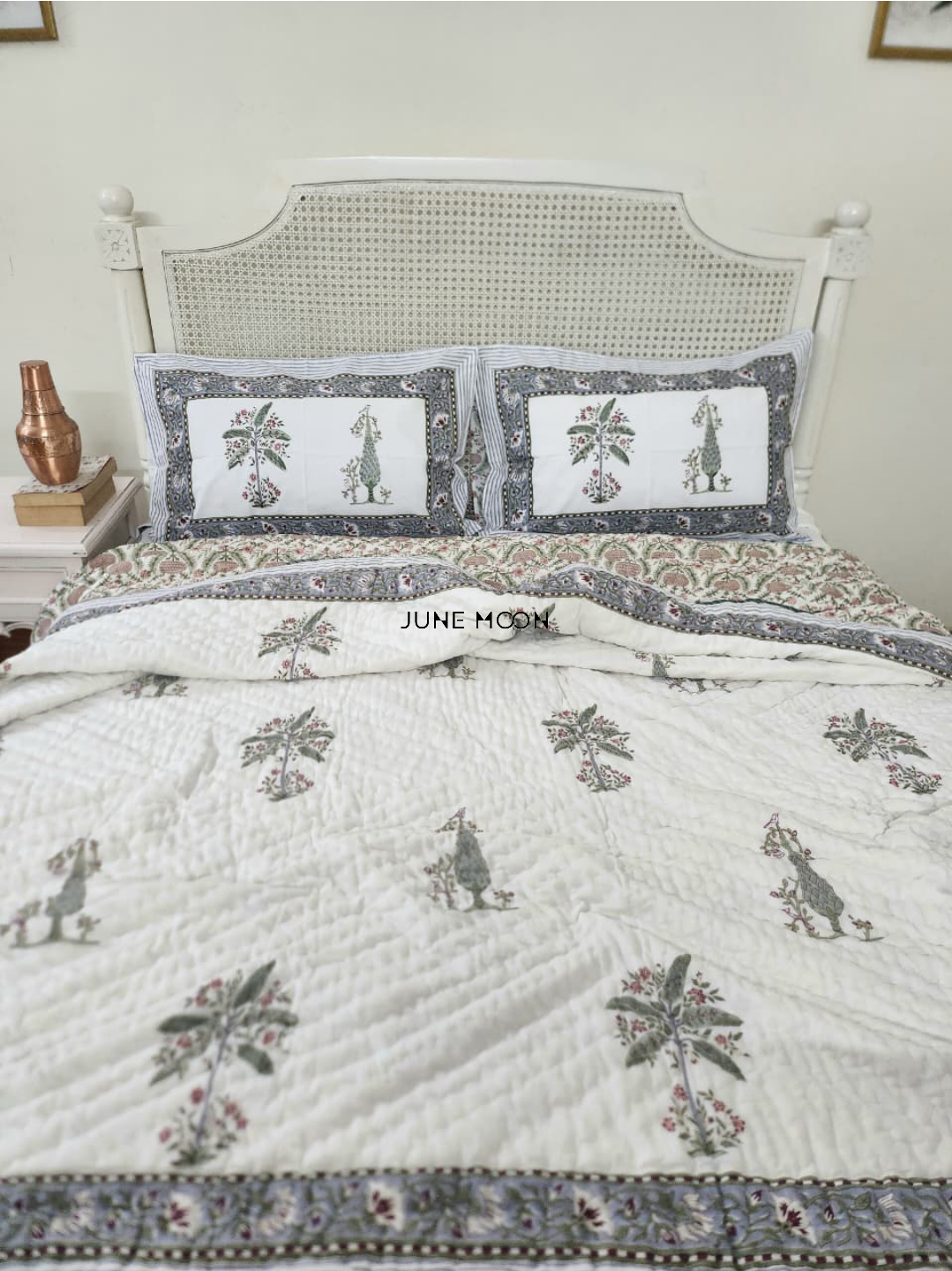 Summer Alley - Set of Quilt &amp; Bedsheet