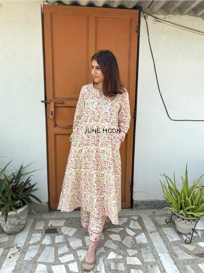 Dilnaaz - Block Printed Set of Kurta &amp; Pants