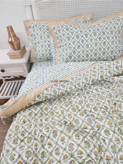 Albeli - Block Printed Muslin Quilt
