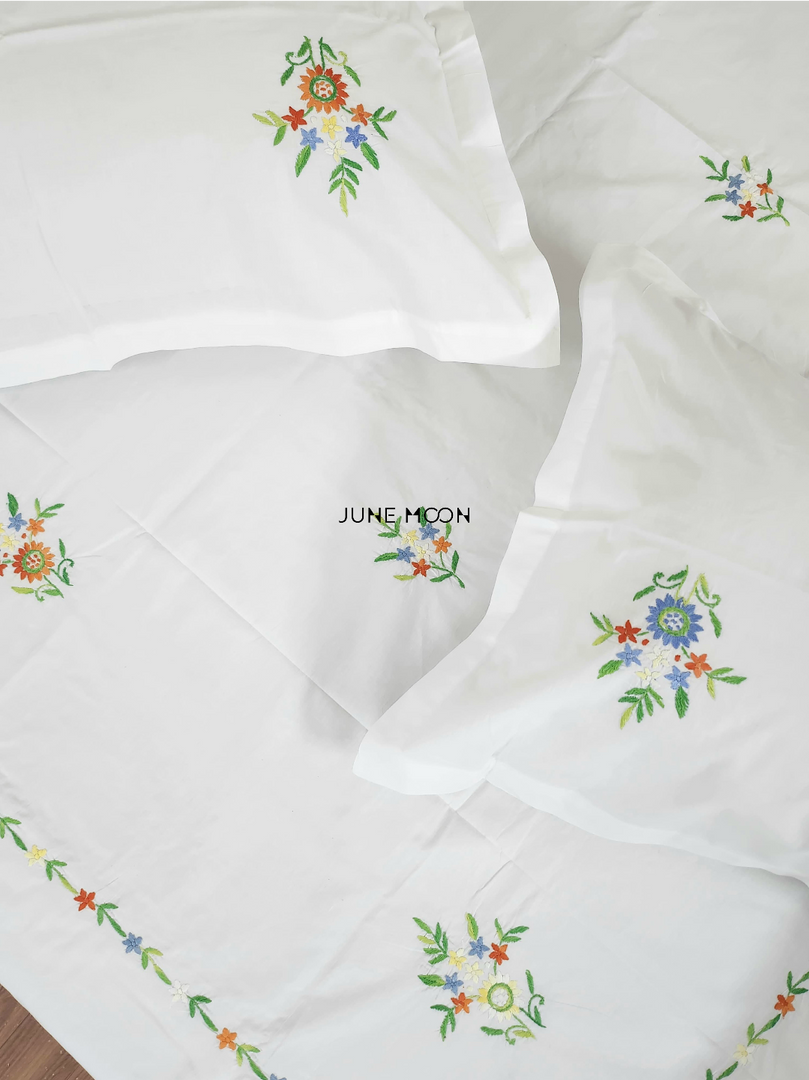 Orabella - Embroidered Bedsheet Set