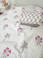 Load image into Gallery viewer, Gulabsha - Set of 2 Single Quilts