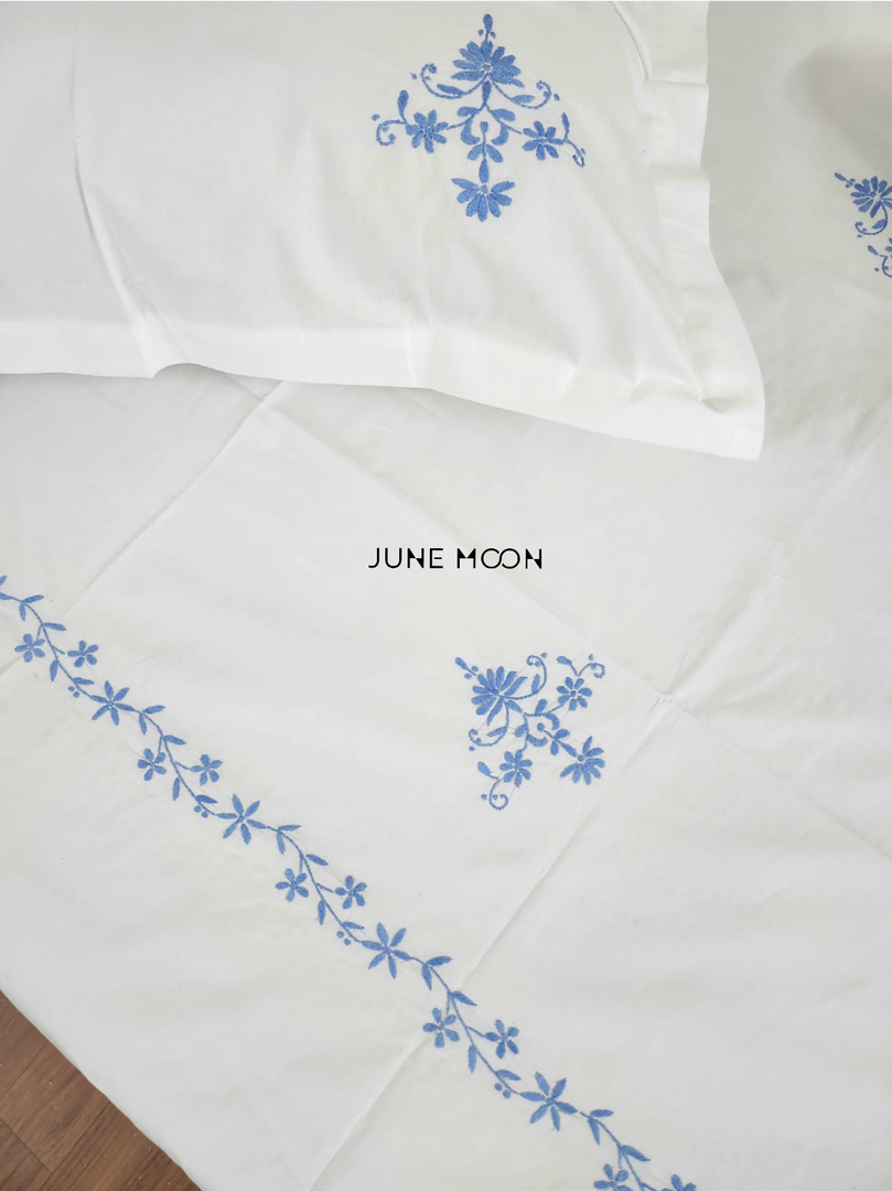 Crescent - Embroidered Bedsheet Set