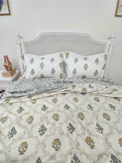 Golden Hour - Set of Dohar &amp; Bedsheet