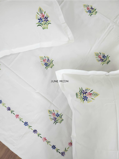 Beatrice - Embroidered Bedsheet Set