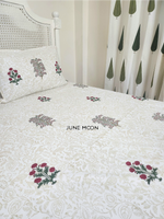 Load image into Gallery viewer, Gul Rang - Block Printed Bedsheet Set
