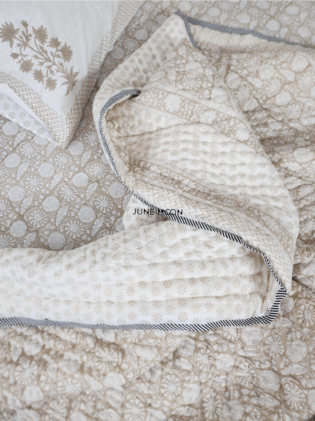 Saundh - Block Printed Muslin Quilt