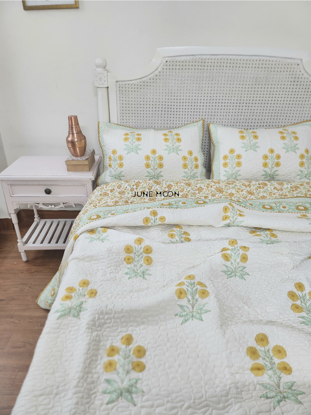 Meethi Dhoop - Quilted Bedcover Set