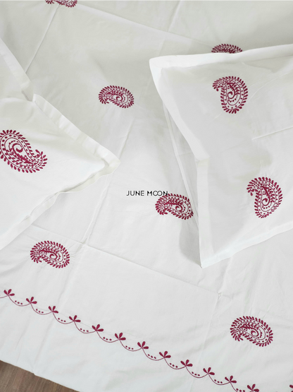 Eloise - Embroidered Bedsheet Set