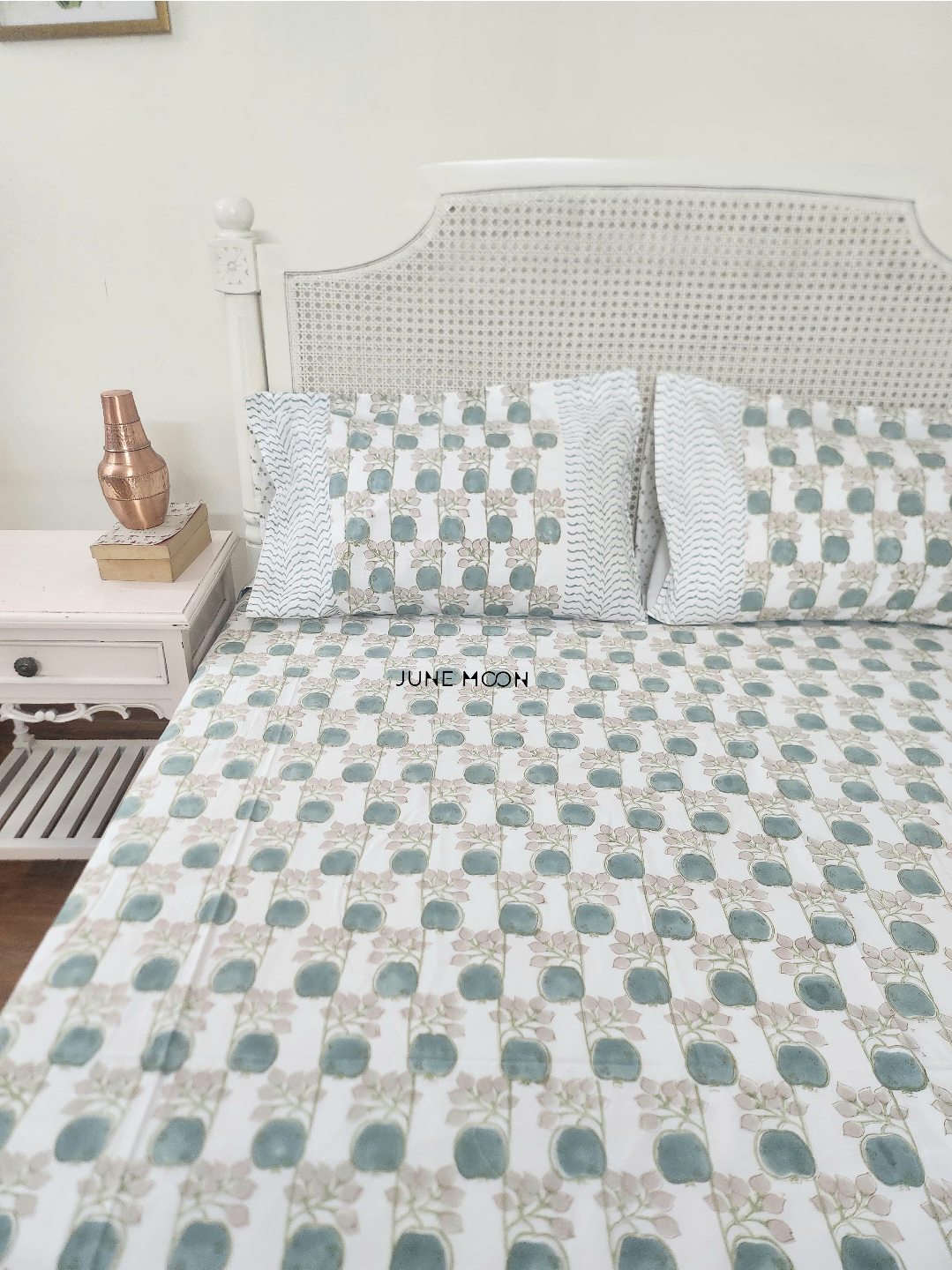 Zehnaseeb - Block Printed Bedsheet Set
