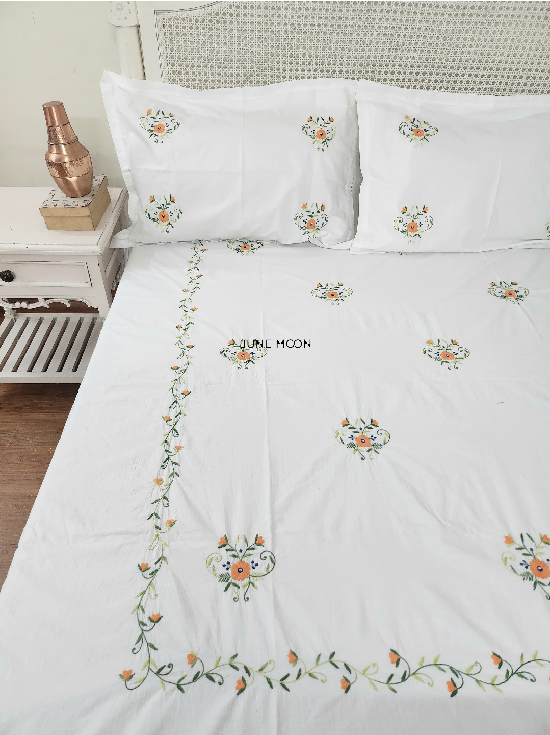 Ginger - Embroidered Bedsheet Set