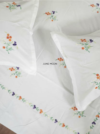 Amelia - Embroidered Bedsheet Set