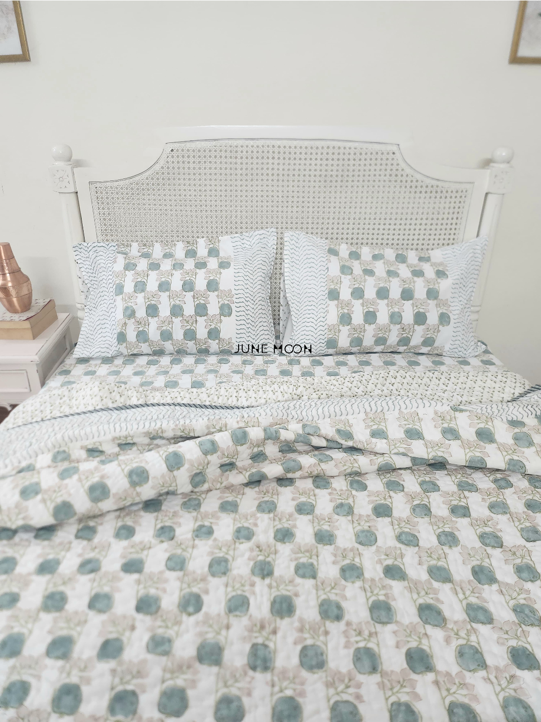 Zehnaseeb - Block Printed Muslin Quilt