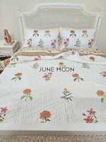 Load image into Gallery viewer, Candied Sun - Set of Quilt &amp; Bedsheet
