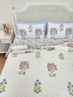 Load image into Gallery viewer, Floresta - Block Printed Muslin Quilt
