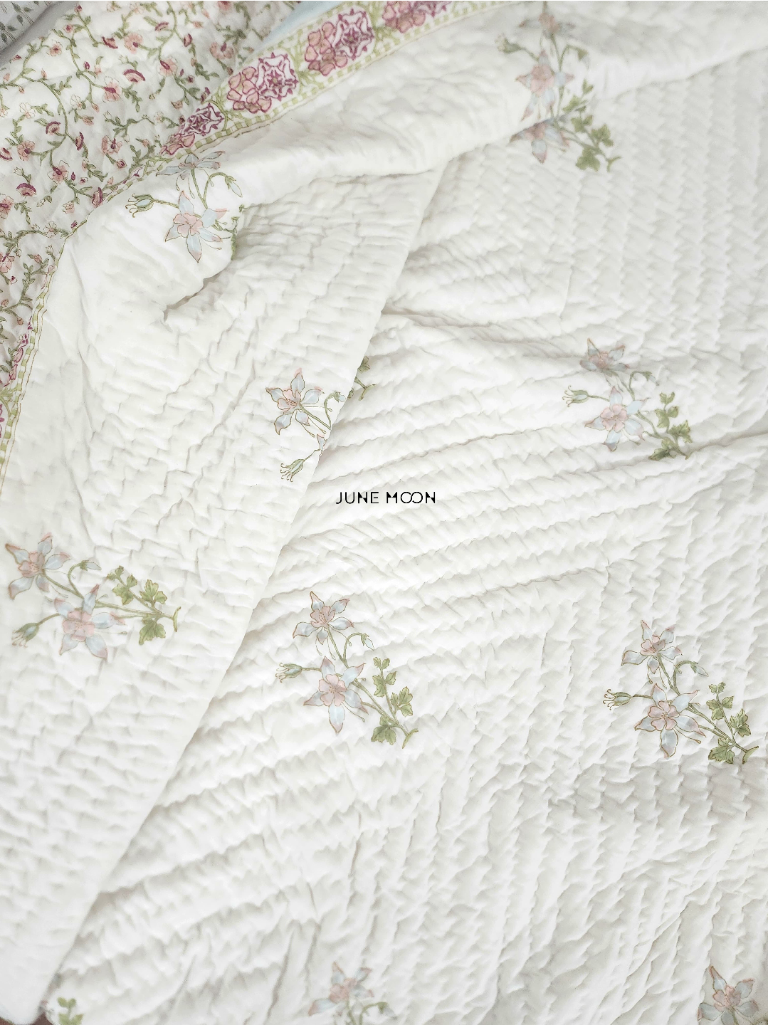 Darling Dainty - Block Printed Muslin Quilt