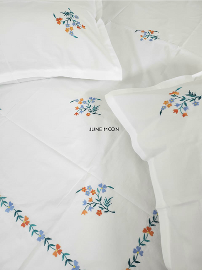Celia - Embroidered Bedsheet Set