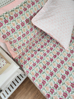 Load image into Gallery viewer, Roseate - Block Printed Bedsheet Set
