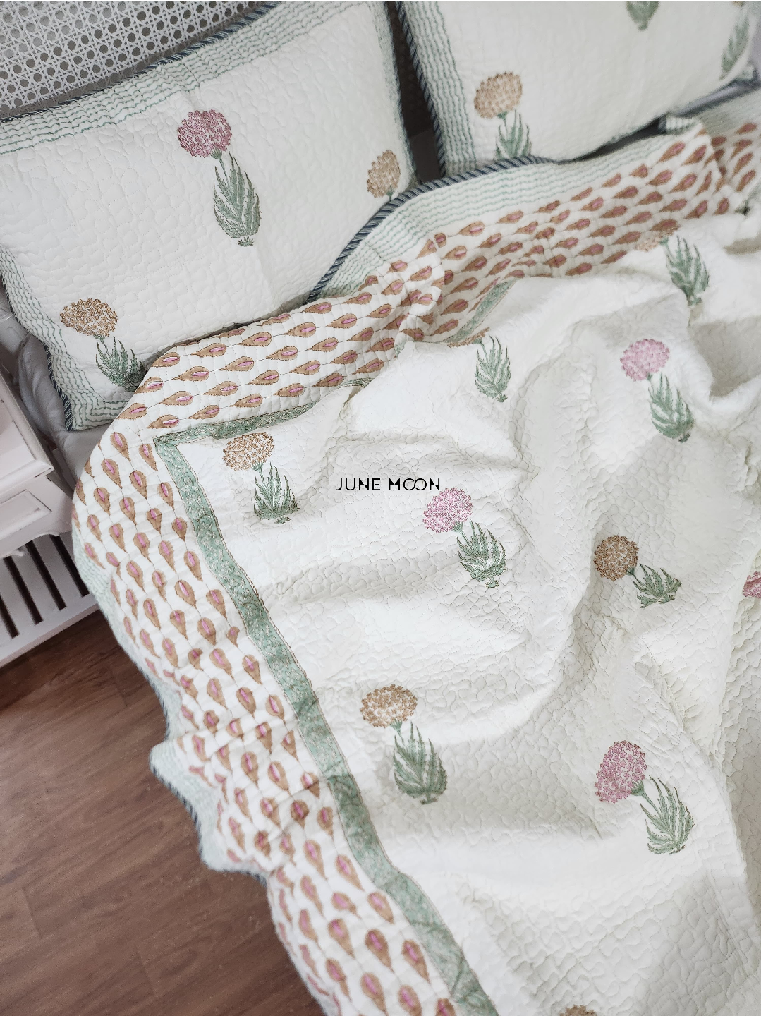 Geeli Mitti - Quilted Bedcover Set