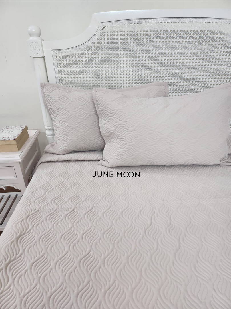 Jahaan - Quilted Bedcover Set