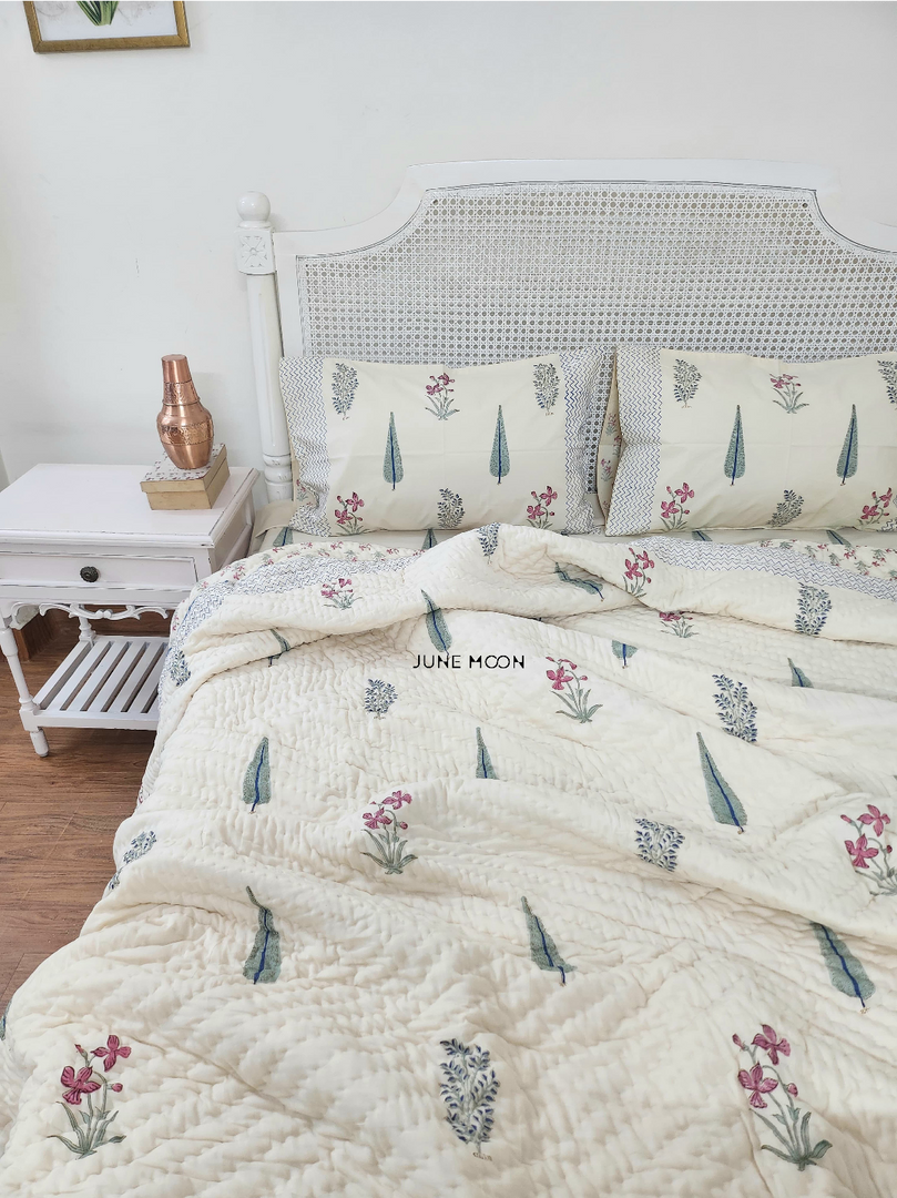 Woodsy Wishes - Block Printed Muslin Quilt (Cream Base)